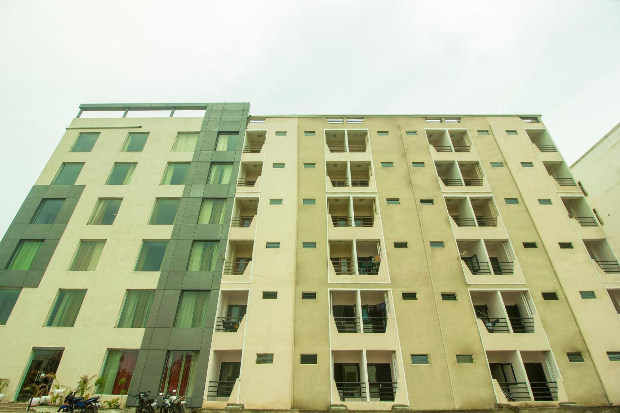 Collection O Govinda Sai Hotel Shirdi Exterior photo