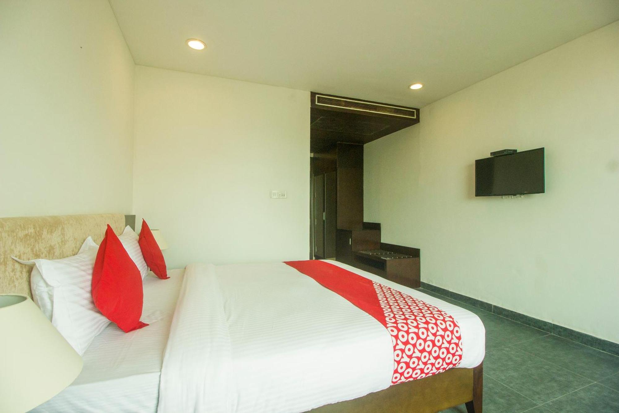 Collection O Govinda Sai Hotel Shirdi Exterior photo